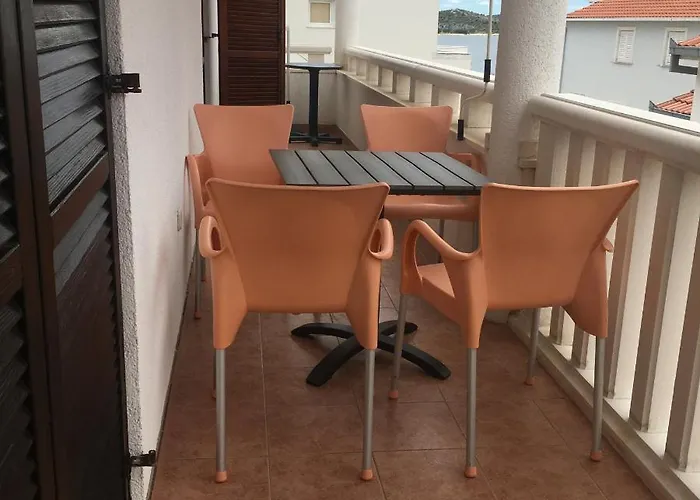 Silence شقة روغوزنيكا